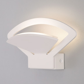 Настенный светодиодный светильник Pavo LED MRL LED 1009 белый